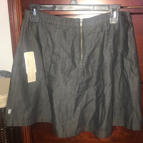 Vans Banquet Skirt - Picture 3 of 3